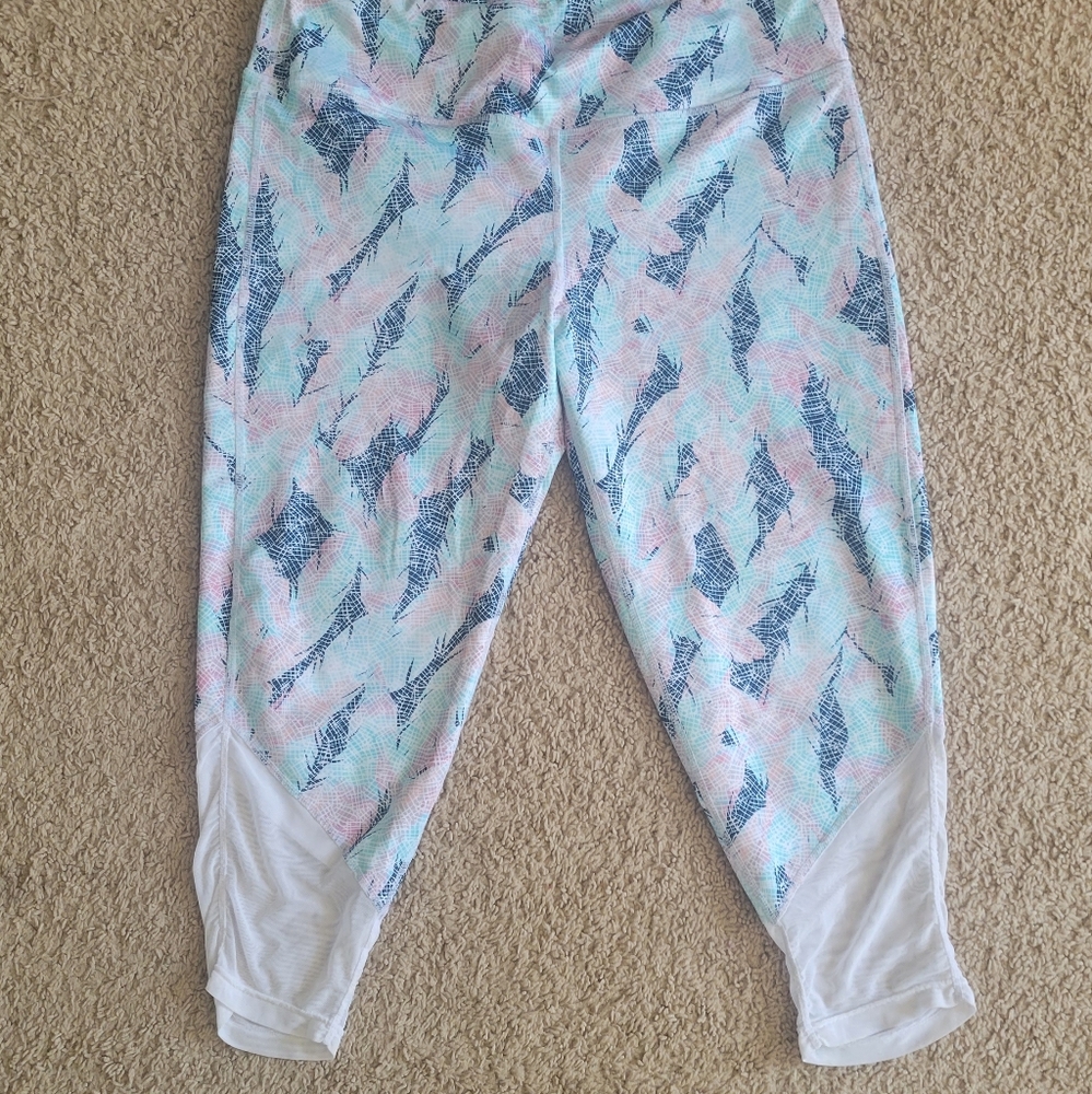 Large Pro Player Leggings